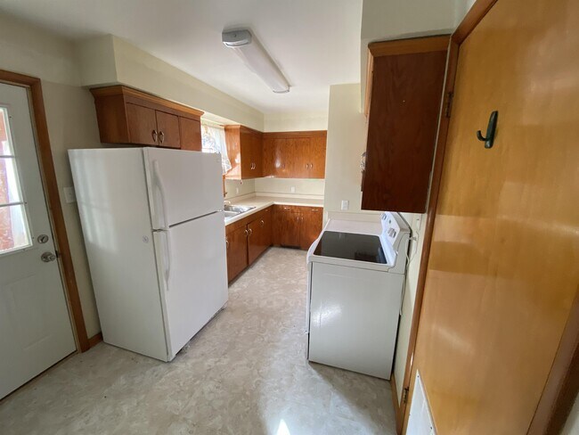 Foto del edificio - 203 S Benton St