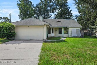 Building Photo - 574 Constitution Dr