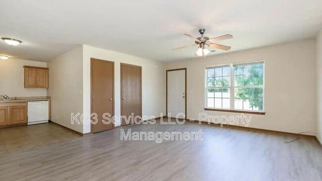 Building Photo - 307 Dauphine St