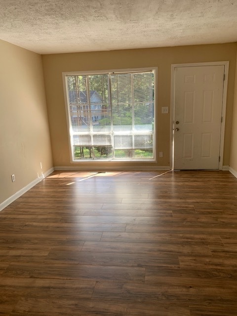Building Photo - This cozy home has So Much to Offer!!