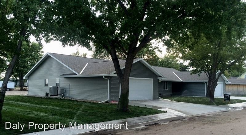 Primary Photo - 2 br, 2 bath Apartment - 448 7th St
