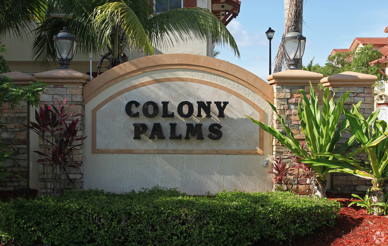 Foto del edificio - Colony Palms