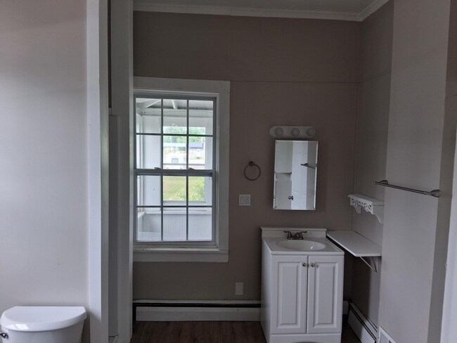 Building Photo - 1424 NY-49