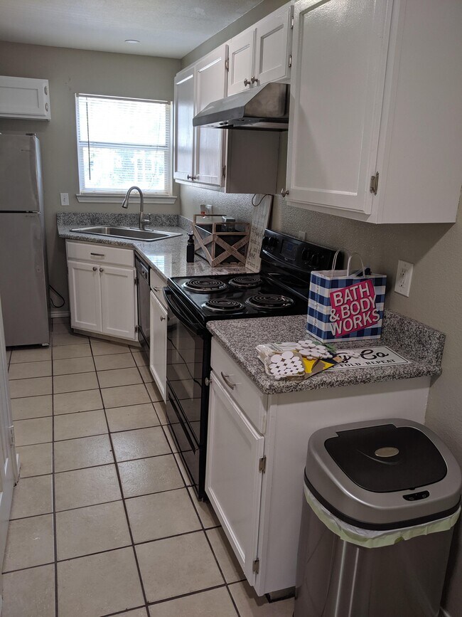 Foto del edificio - 540 Waco St