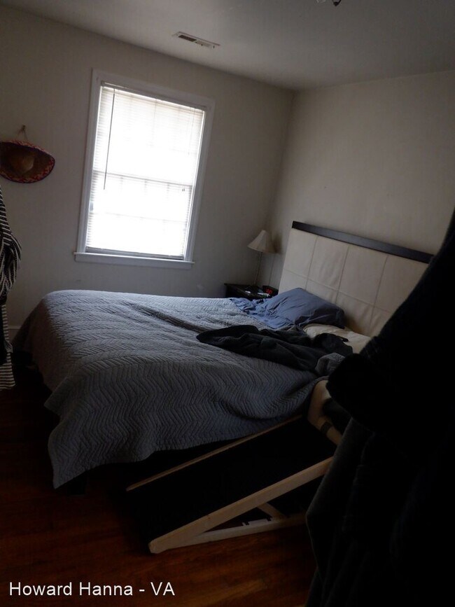 Foto del edificio - 1 br, 1 bath House - 611 Delaware Avenue