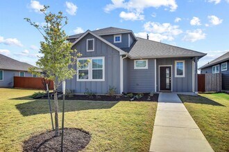 Building Photo - 223 Garner Dr