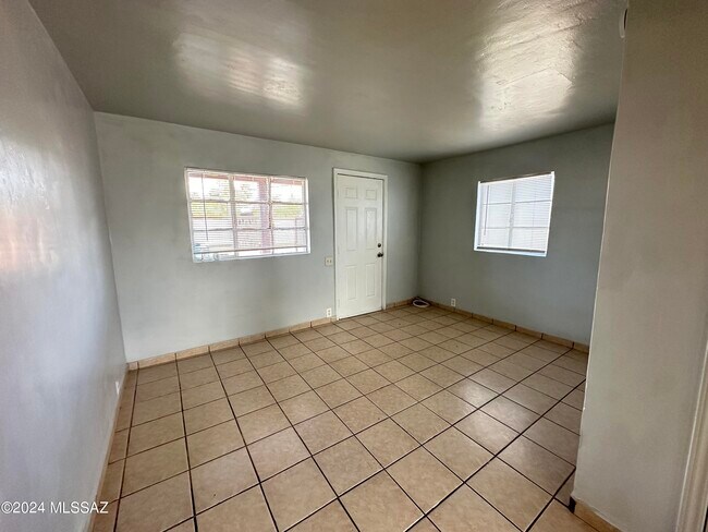 Foto del edificio - 2907 N Castro Ave