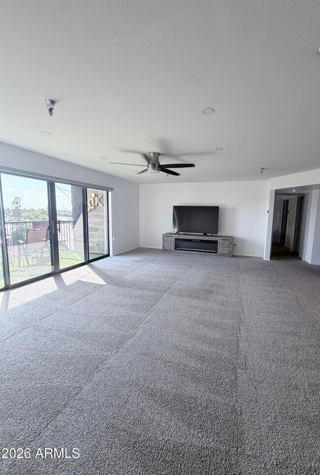 Foto del edificio - 425 S Parkcrest