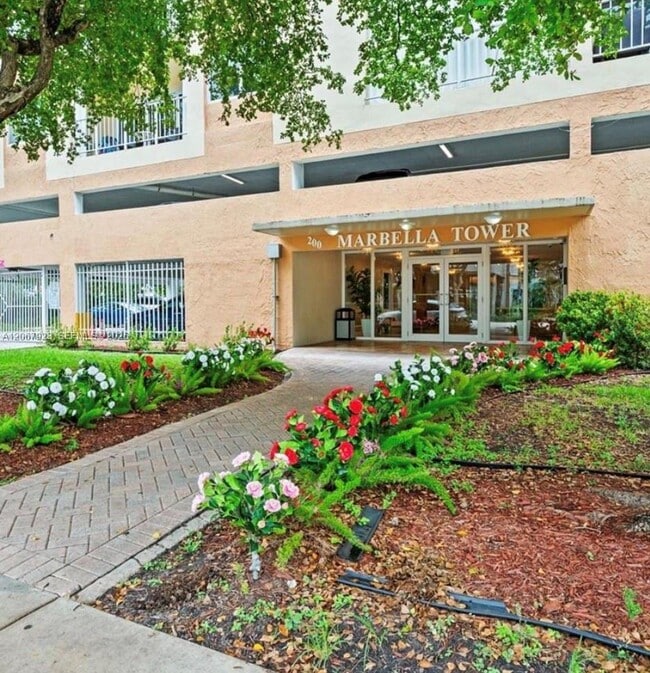 Building Photo - 200 178th Dr