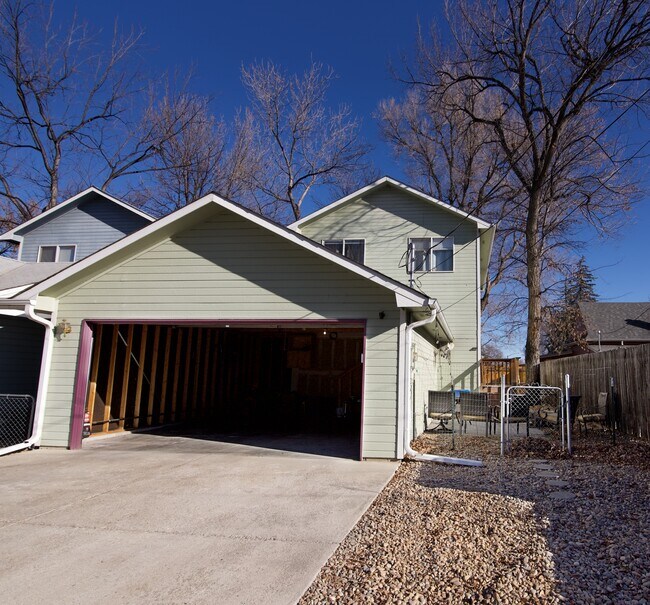 Back View - 903 Terry St
