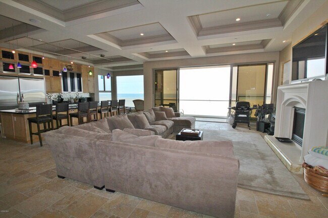 Foto del edificio - 721 Mandalay Beach Rd