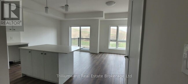 Photo du bâtiment - 10 Palace St