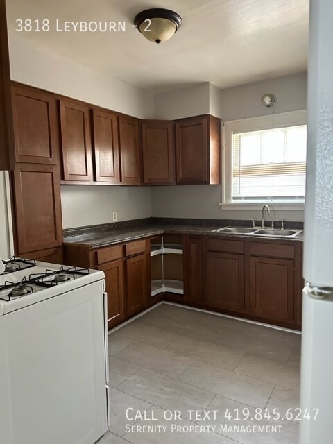 Building Photo - 3818 Leybourn Ave