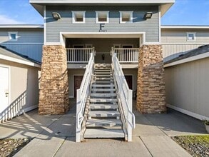 Building Photo - 6305F Chapel Hill Blvd