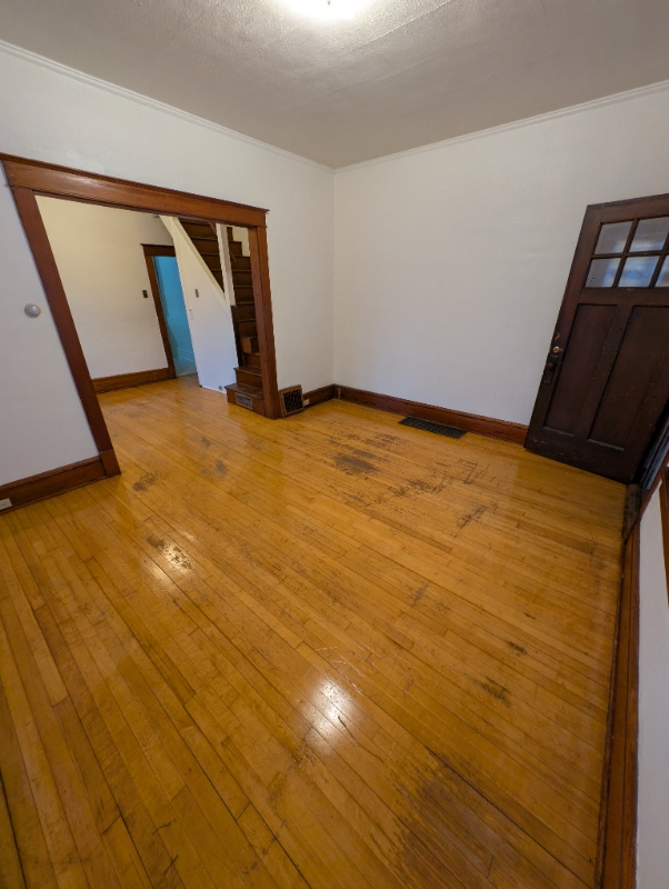 Building Photo - 928 E Grand Ave