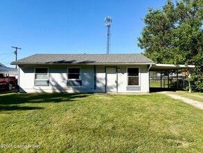 Building Photo - 1229 Cedarview Dr