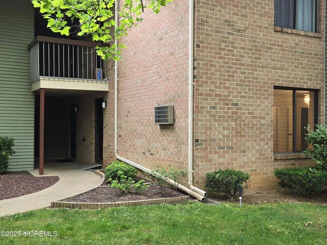 Foto del edificio - 218 Medford Ct