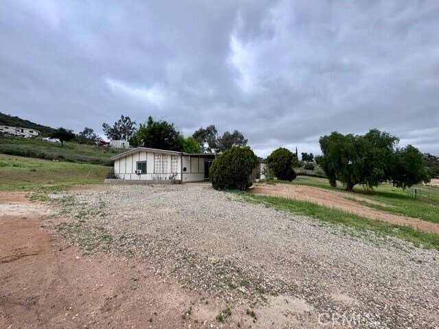 Building Photo - 33981 Gloria Rd