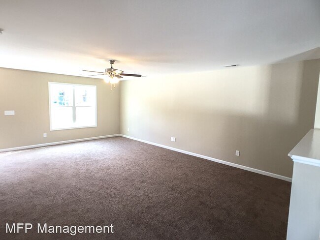 Building Photo - 3 br, 2.5 bath House - 2716 S. Ridge