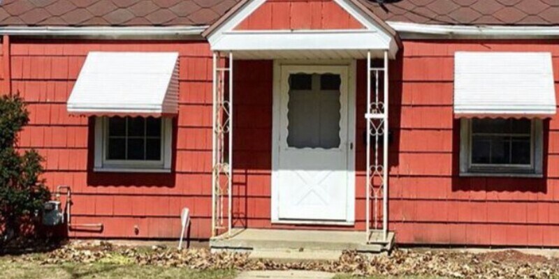 Primary Photo - 701 Ewing