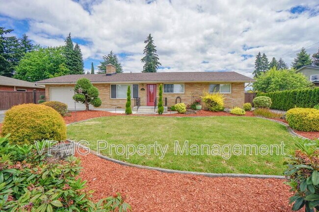 Building Photo - 705 NE 94th Ave