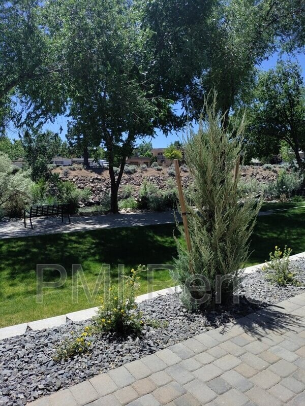 Foto del edificio - 2610 Owl Rock Ln