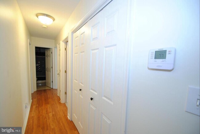 Building Photo - 29 Winding Creek Rd