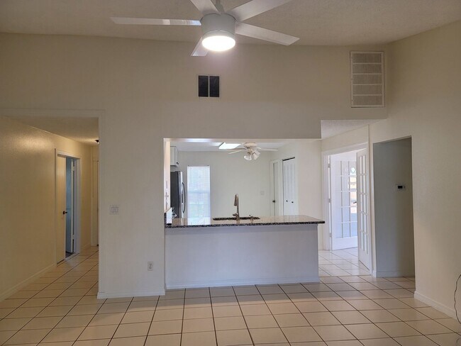 Foto del edificio - Single Family Home in Pinellas County