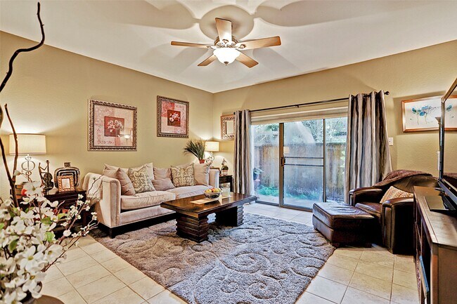 Building Photo - 11711 Memorial Dr