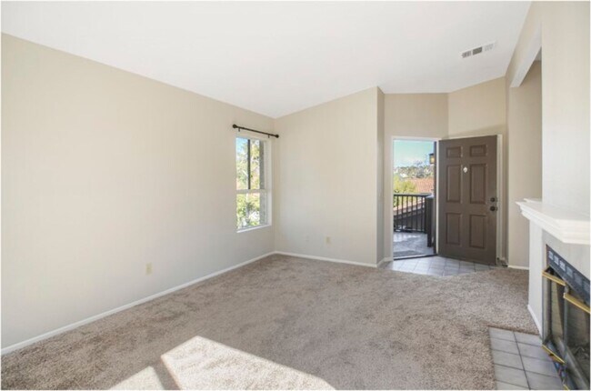 Building Photo - SPECTACULAR OCEAN CLOSE CONDO!!!!