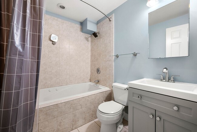 Bathroom #1 - 124-2 D St