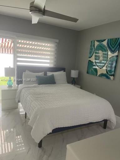 Foto del edificio - 19201 NW 90th Ct