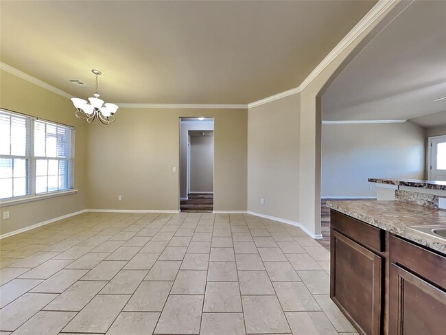 Building Photo - 2716 Demotte Dr