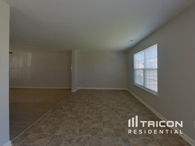 Building Photo - 9328 Bradstreet Commons Way