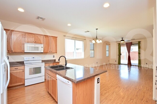 Building Photo - 7058 W Lone Tree Trail