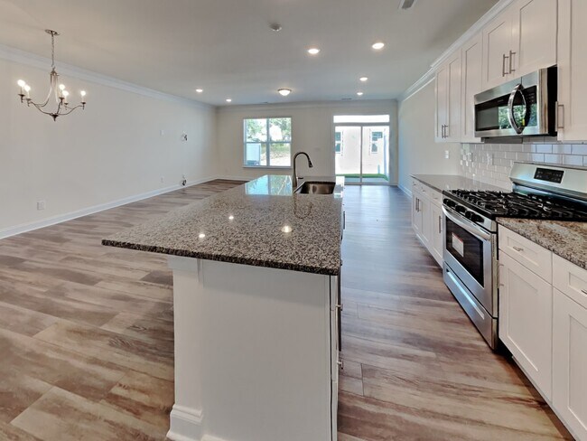 Building Photo - 6422 Keeton Ln