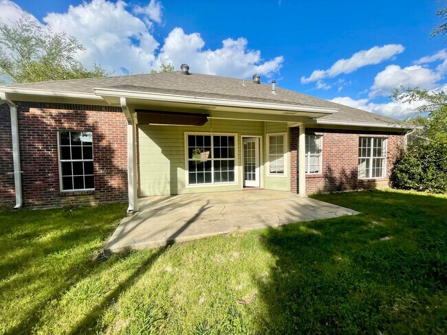 Foto del edificio - 3/2 For Rent in Germantown School District!