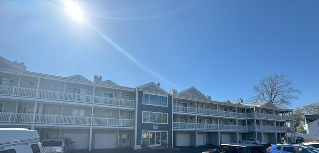 Building Photo - 190 S Quinsigamond Ave #206
