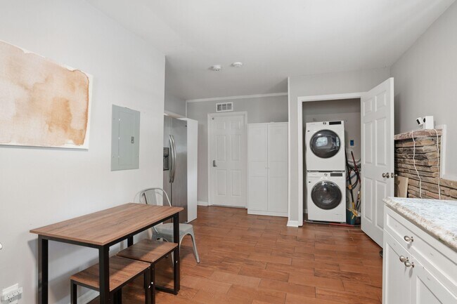 Foto del edificio - 1070 Mayson Turner Rd NW