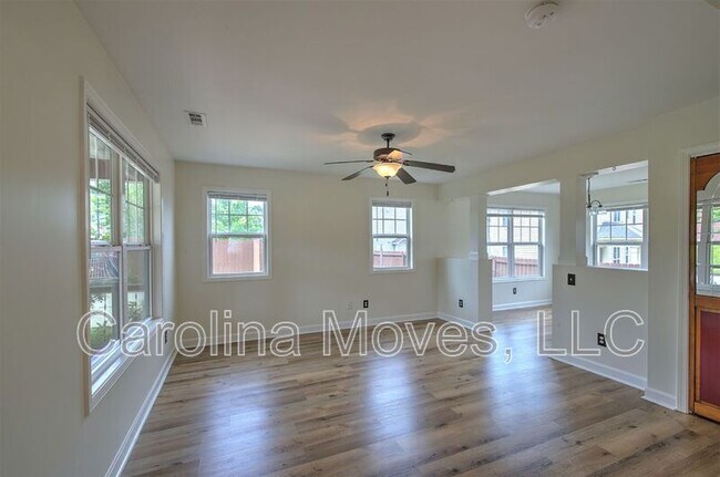 Photo - 8 Emmaline St House