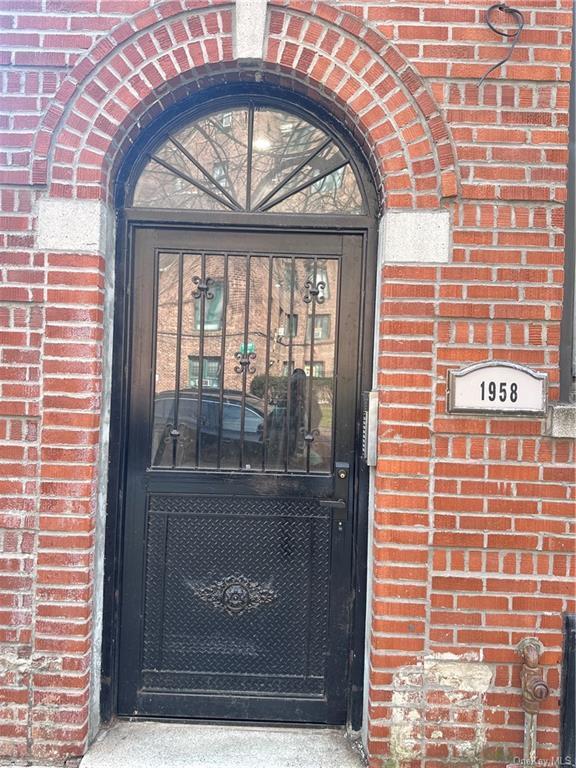 1958 McGraw Ave Unit 1C, The Bronx, NY 10462 Room for Rent in The