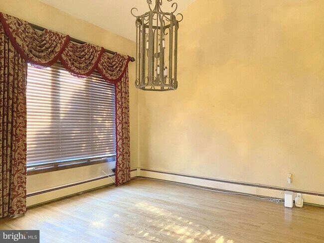 Foto del edificio - 32 Centura