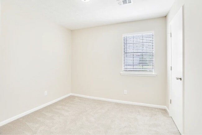 Building Photo - 5576 Pennybrook Ct