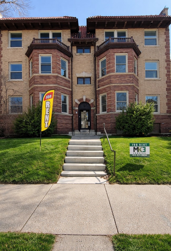 Interior Photo - Stowell Avenue Apartments