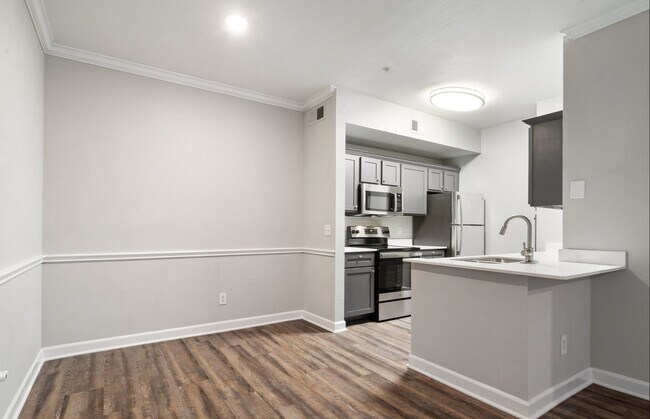 Foto del edificio - 2901 E Mayfield Rd