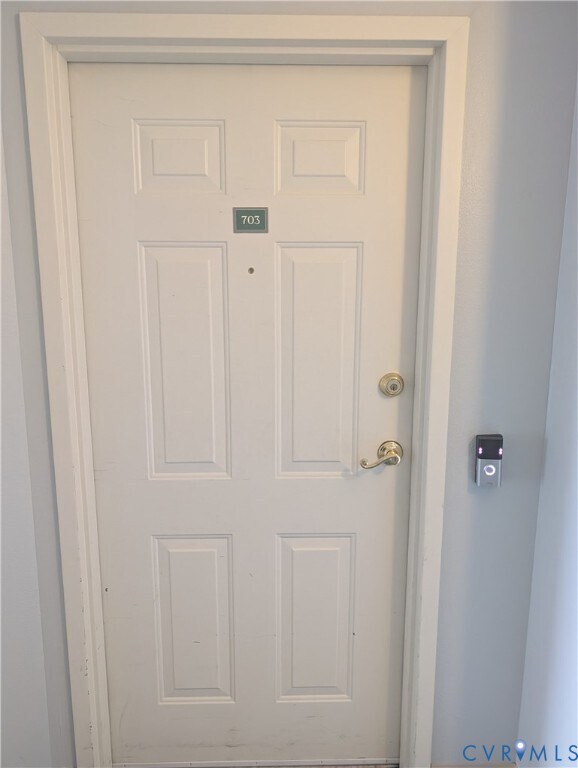Foto del edificio - 301 Beacon Ridge Dr