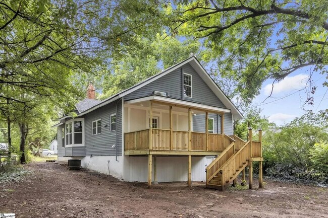 Building Photo - 203 Brockman Ave