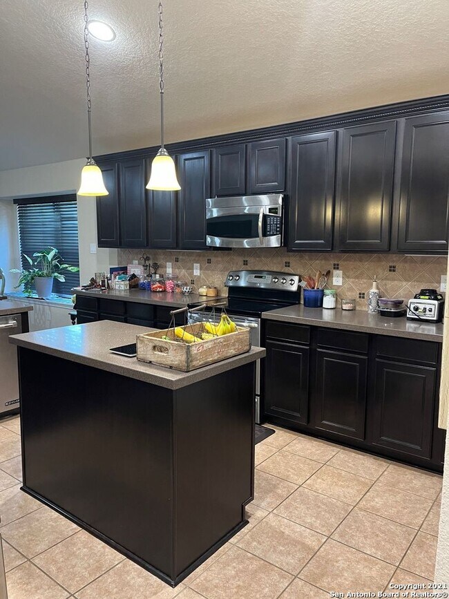 Foto del edificio - 8502 Mexican Alder