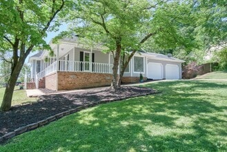 Building Photo - 1110 Berkshire Dr