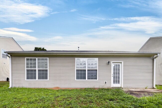 Building Photo - Available Now! Charming 3BR Ranch with 2-Car Garage Near Downtown Winston-Salem